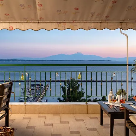 דירה With Marina View סלוניקי
